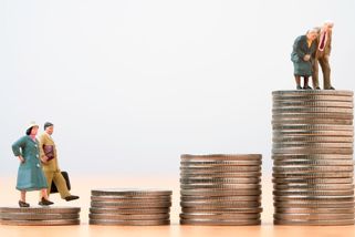 Staré penzijko nevydělává. Jak přejít do nového a získat až statisíce korun navíc - Seznam Zprávy